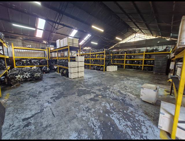 1,600M² WAREHOUSE FOR SALE IN DENVER